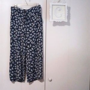 Melloday, woman's rayon, blue and white, wide leg pants. SZ. L.
